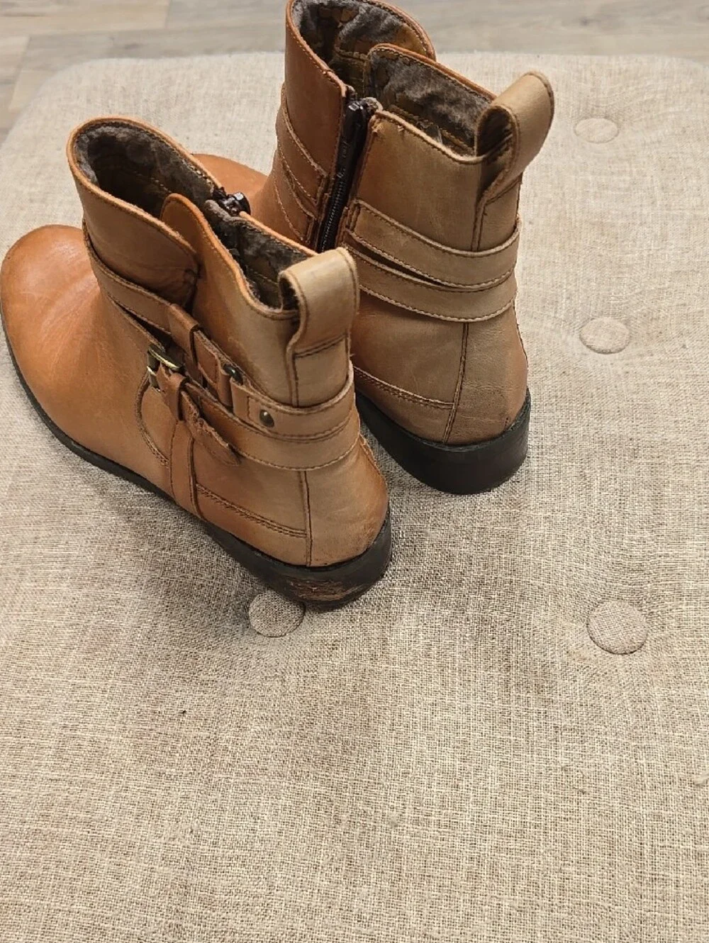 Clarks Leather Ankle Boots - Picture 4 of 4